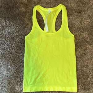 Lululemon Swiftly Tech RB tank 2.0 Race